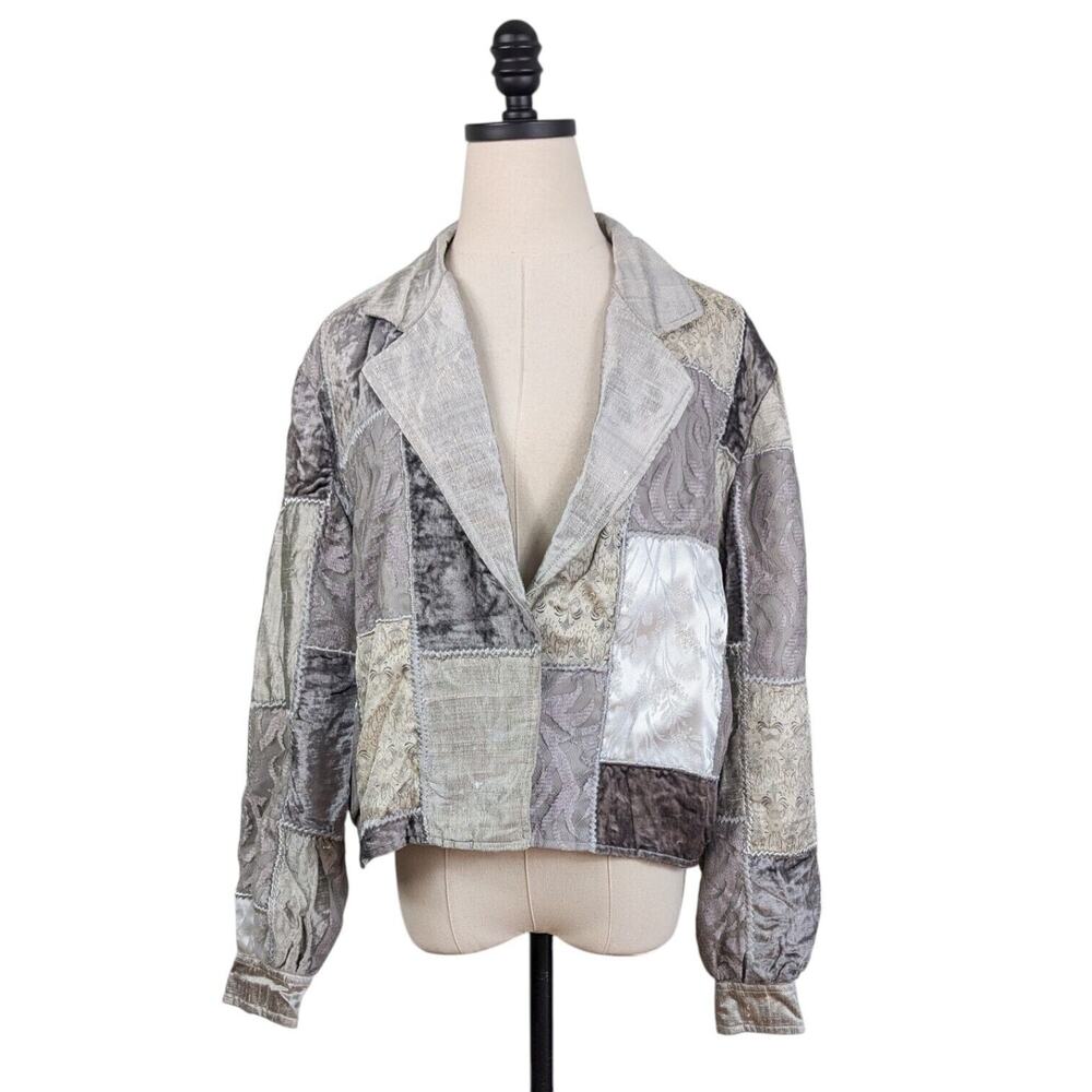 Y2K Patchwork Velvet Jacket XS Gray Silver Lace 90s Eclectic Artsy Whimsigoth - Picture 4 of 16